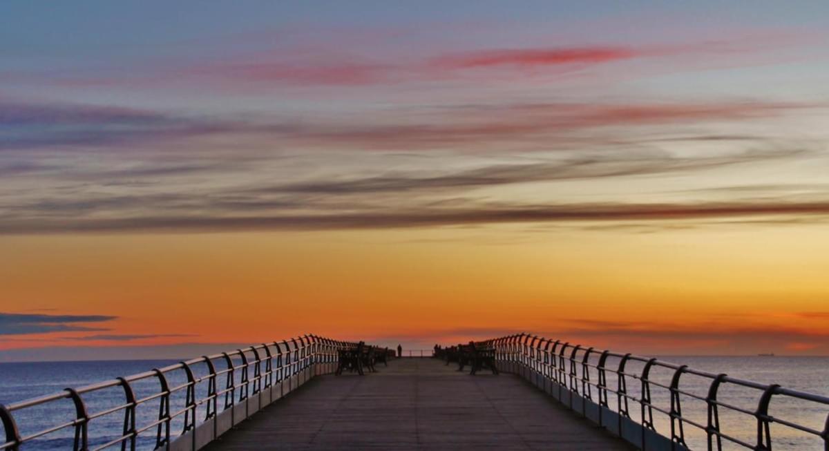 Captain'S Deck Beach Balcony Perfectlysaltburn Exterior photo